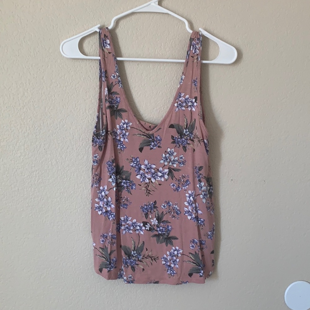 American Eagle Floral Tank Top: M
